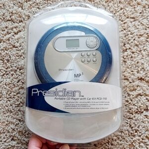 Vintage Presidian MP3 Player With Car Audio Cassette Adaptor